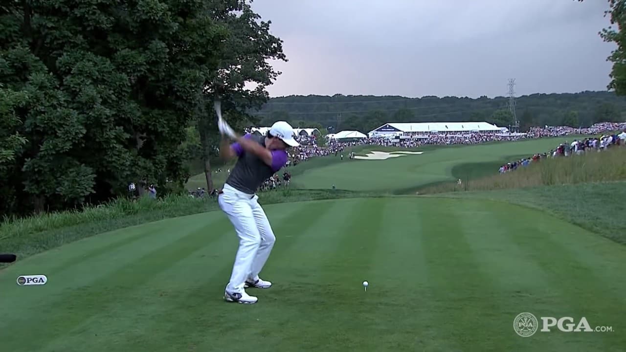 Rory McIlroy Rushes to Beat the Darkness | 2014 PGA Championship