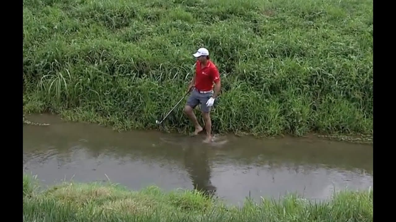 Jason Day's Impressive Par Save from the Hazard |  2014 PGA Championship